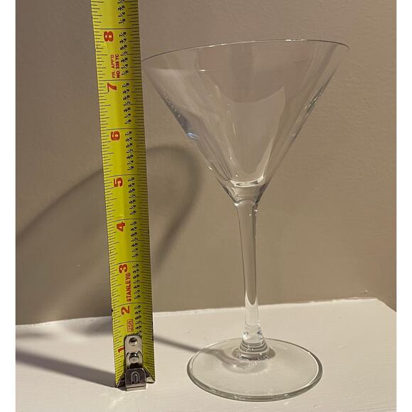 Arc France Clear Martini Glasses, Set of 3, 10oz. - Picture 4 of 5